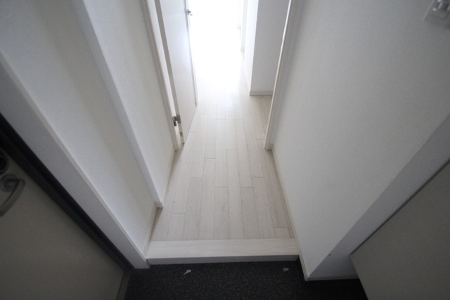 玄関　別部屋の写真です