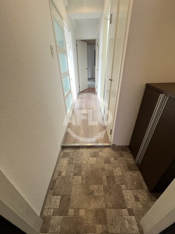 エランドール江坂の玄関写真