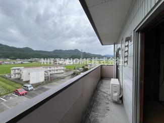 バルコニー　南向きで日当たり良好◎