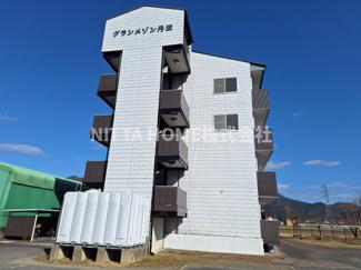 建物外観　最上階で日当たり良好◎