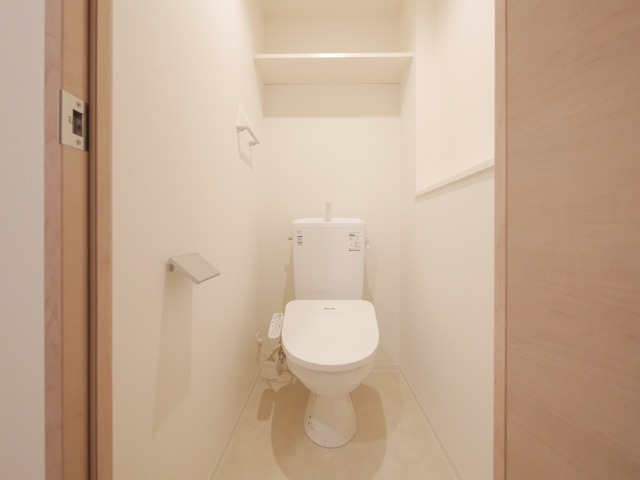 トイレ　トイレもきれいです