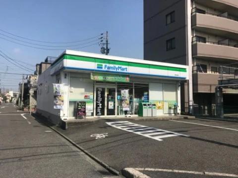 コンビニ　ファミリーマート 西矢田店（コンビニ）まで609m