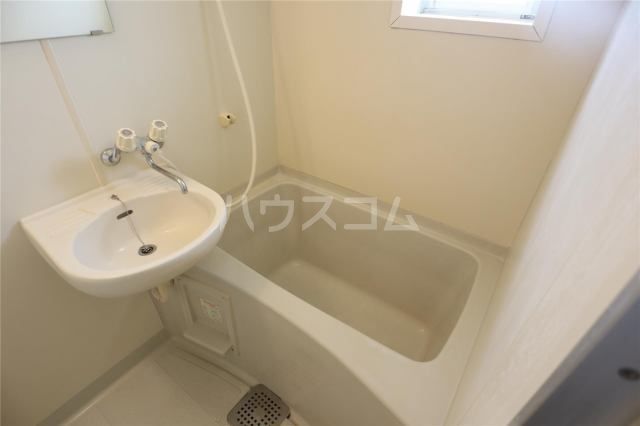 ビバリーハウス萩丘Bの風呂写真