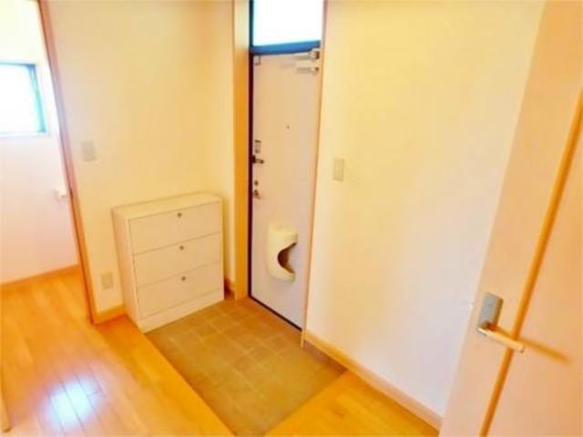 玄関　シューズＢＯＸございます