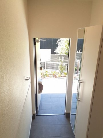 玄関　シンプルで使いやすい玄関です