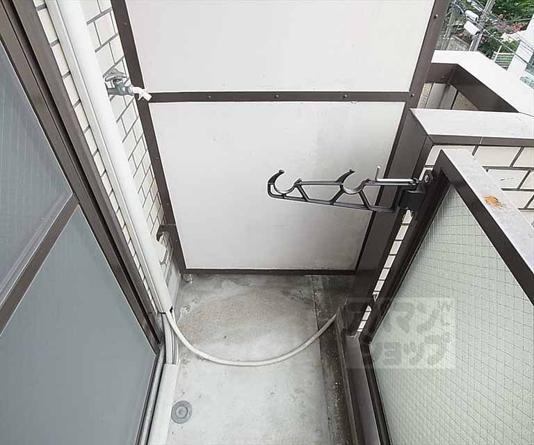 その他設備　室外洗濯機置場です