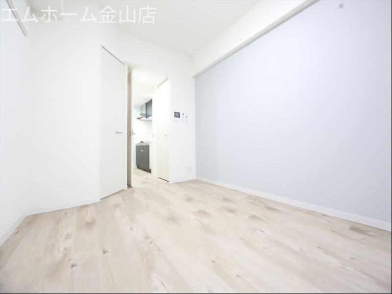 居室・リビング　洋室7.5帖　ウォークインクローゼット付