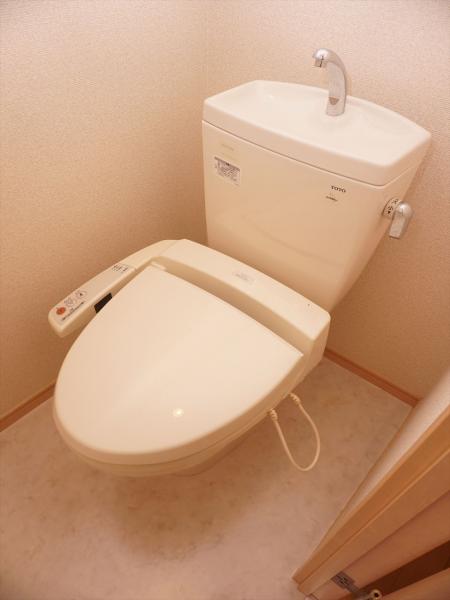 トイレ　トイレ