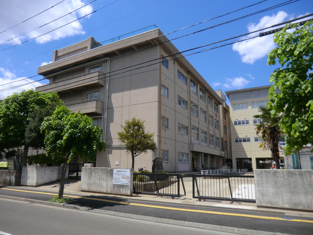 小学校　仙台市立西中田小学校（小学校）まで400m