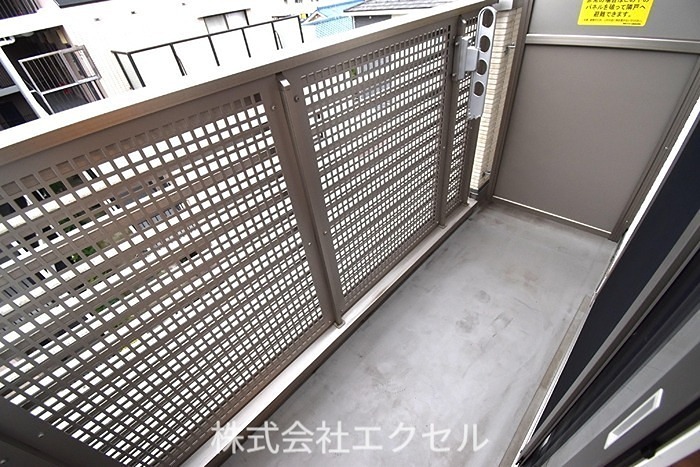 バルコニー　同建物別室の写真です。