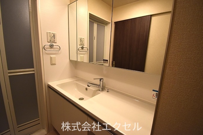 洗面設備　同建物別室の写真です。