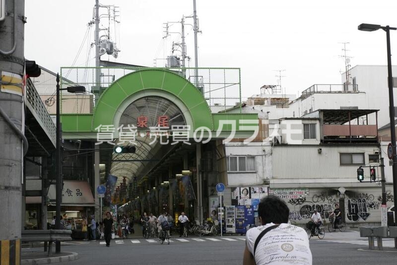 【酒井ハイツのショッピングセンター】