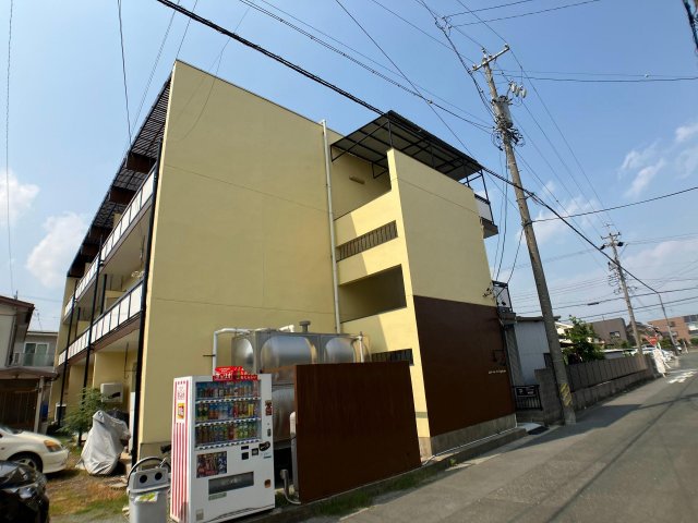 【エトワールハイツ豊川の建物外観】