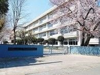 【深谷市上柴町西のアパートの小学校】