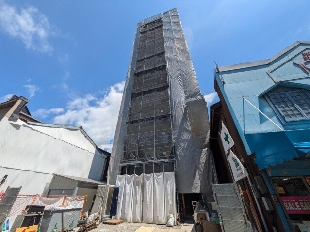 【広島市西区観音本町のマンションの建物外観】