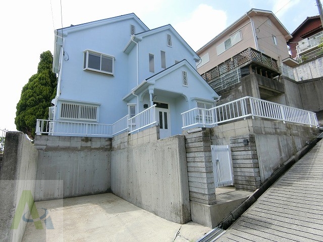 宿原戸建の建物外観