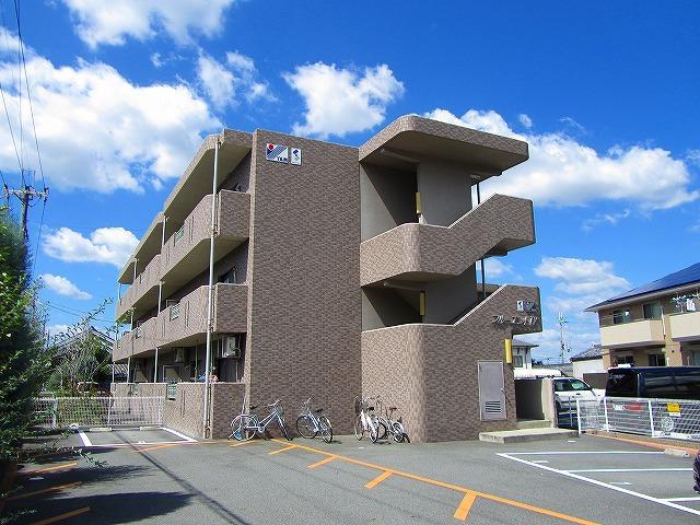 桜井市大字谷のマンションの建物外観