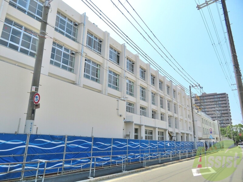 【大阪市西淀川区御幣島のマンションの中学校】