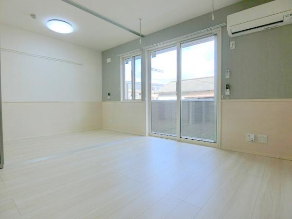 居室・リビング　★都市ガス・ネット無料★