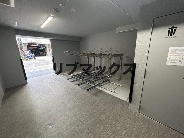 駐車場　駐輪所