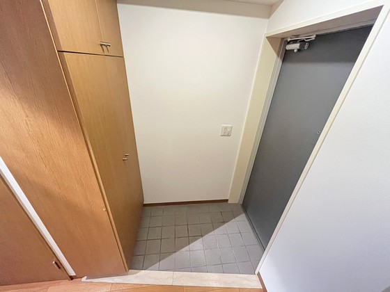 玄関　※別部屋の写真です