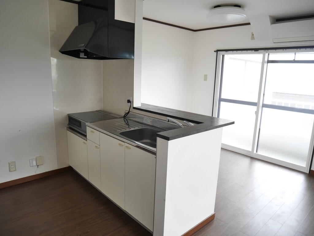 キッチン　ＩＨクッキングヒーター