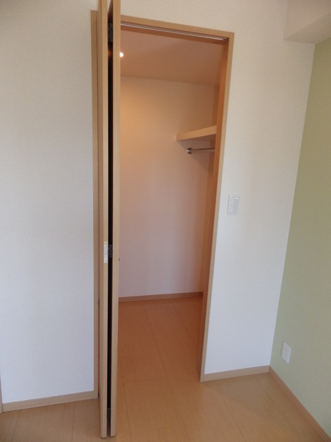 収納　ウォークインクローゼット