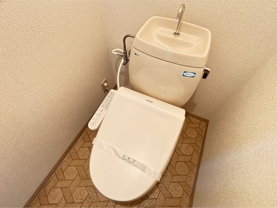 トイレ　トイレ