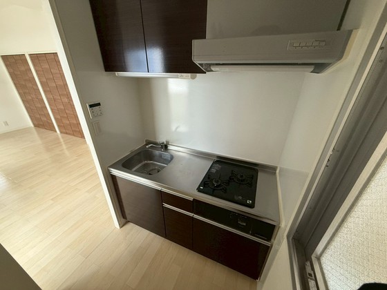 キッチン　※別の部屋の写真です