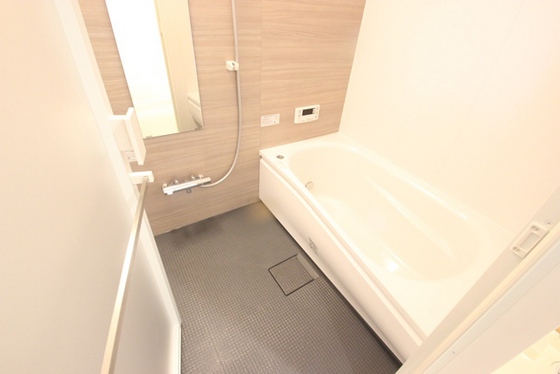 バス・シャワールーム　※別の部屋の写真です