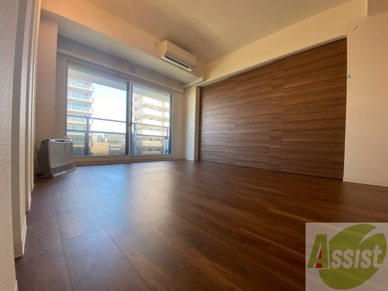 居室・リビング　広くてキレイなＬＤＫが広がっていて、充実した生活が送れそう。