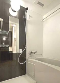 バス・シャワールーム　浴室