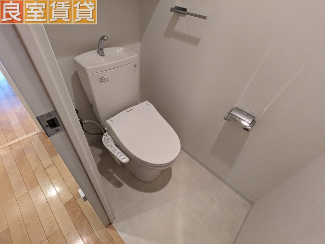 トイレ　※このお写真は同物件の別のお部屋のお写真です。現状優先