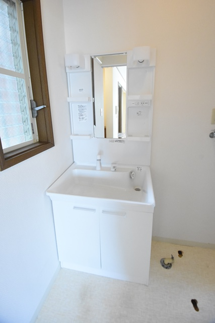 洗面設備　独立洗面化粧台付き☆