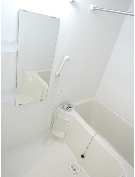 バス・シャワールーム　日々の疲れを癒すお風呂です♪