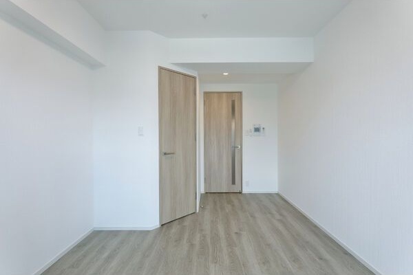 居室・リビング　反転タイプ