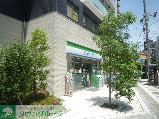 コンビニ　★★ファミリーマート（コンビニ）まで240m