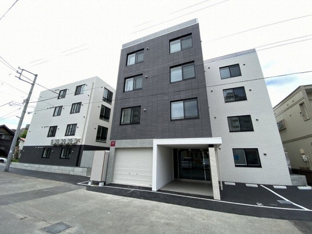 建物外観　☆地下鉄東西線【菊水駅】まで徒歩2分！