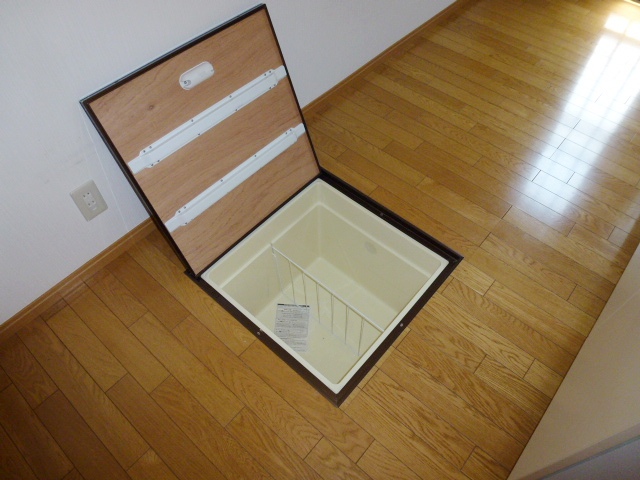 その他設備　床下収納