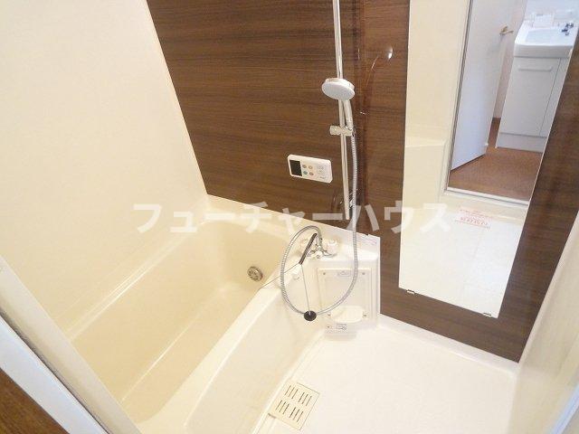 バス・シャワールーム　お風呂で日々の疲れを落としましょう