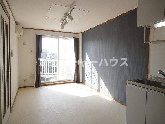 居室・リビング　使いやすい居間です