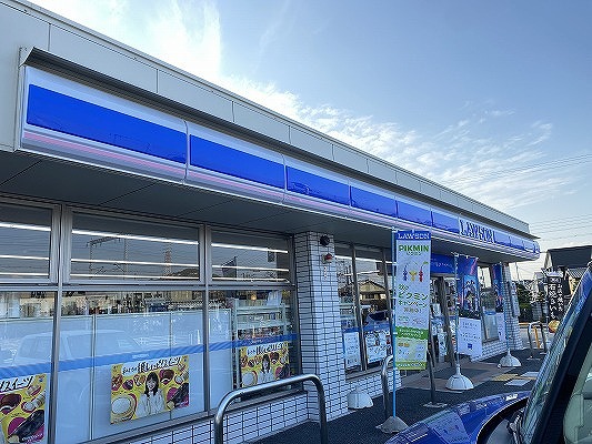 コンビニ　ローソン（コンビニ）まで1786m