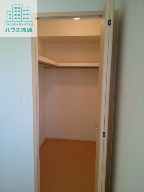 収納　※別号室の写真です