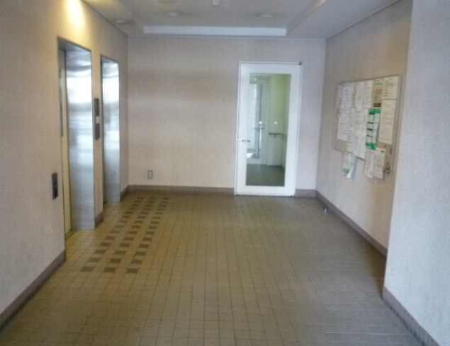 エントランス　鶴見イーストリバー