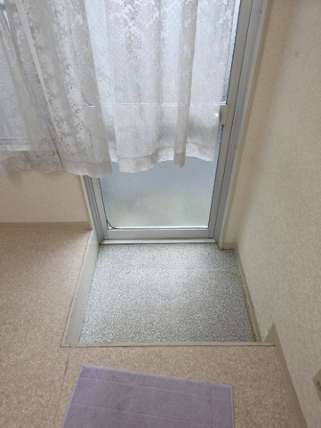 芦沢ビルの玄関写真