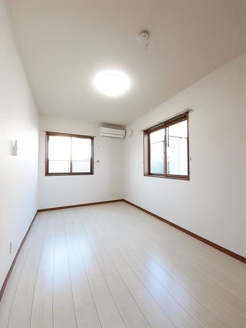 その他部屋・スペース　※別号室の写真となります。