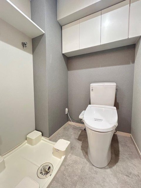 トイレ　同タイプのお部屋になります。
