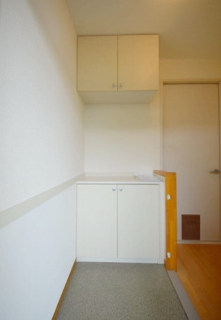 玄関　※同建物別部屋参照写真