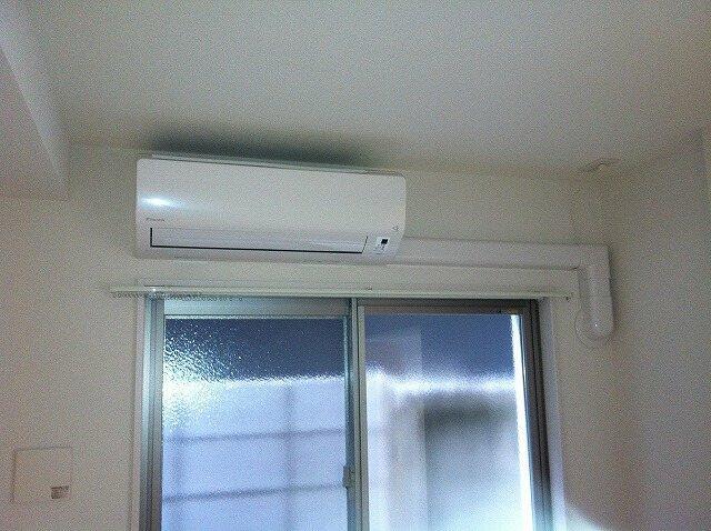 その他設備　エアコンがついています