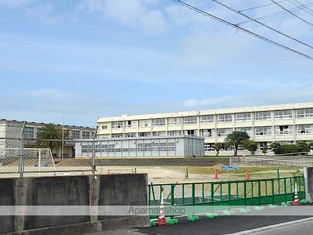 中学校　福津市立福間中学校（中学校）まで1400m